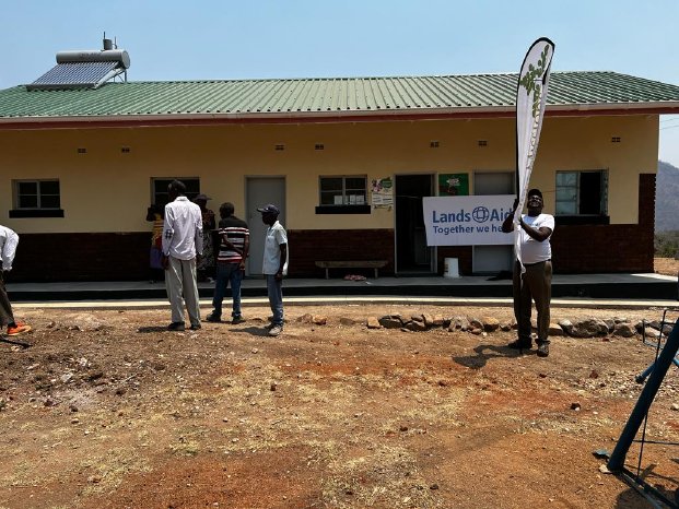 die neue Klinik in Chikwesi.JPG