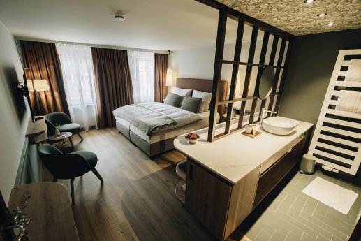 Gesamtansicht Zimmer Ochsen.jpg