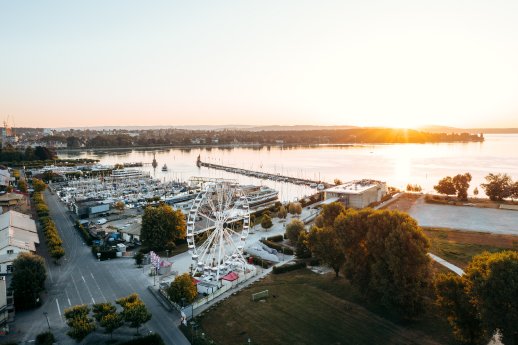 Konstanz-Bodensee-Hafen-Klein-Venedig-Riesenrad-Luftbild-Sonnenaufgang-02_Copyright_MTK-Leo.jpg
