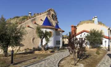 Hotel Cuevas la Granja Andalusien Homepage.jpg