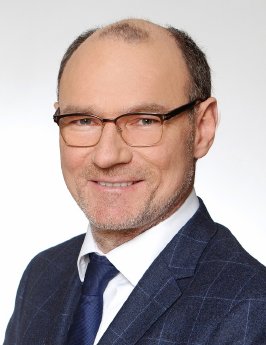 Dr. Rainer Reitzler_CEO_Münchener Verein Versicherungsgruppe.jpg