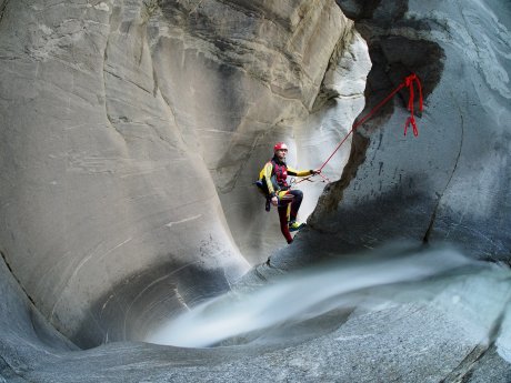 Canyoning-SwissCanyon.JPG
