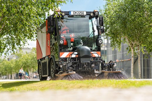 Pressebild_AGR PM Kehrmaschinen_HAKO_Citymaster 2250.jpg