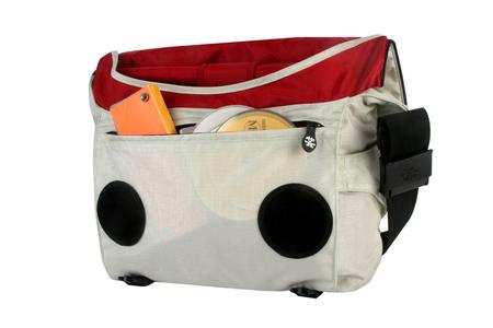Big zipped front pocket, extra padded back and adjustable shoulder strap with removable pad and 3rd leg stabilizer