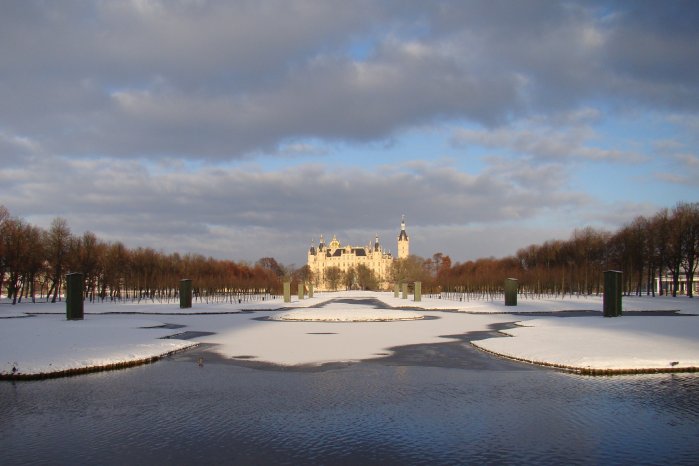 Schlossgarten_Schwerin_Winter_Foto_Christina_Korr_co_STADTMARKETING_GmbH_Schwerin1.jpg