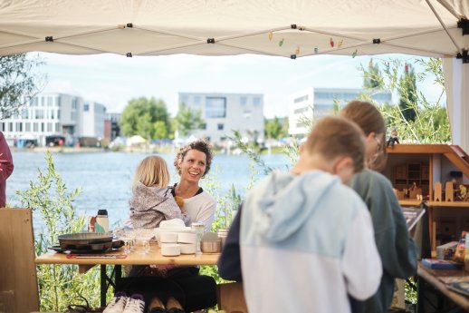 Konstanz-Flohmarkt-Seerhein-Kind-01_Copyright_MTK-Philipp-Uricher.jpg
