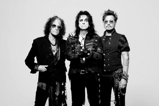 Hollywood Vampires_Rise_press pictures_copyright earMUSIC_credit Ross Halfin_black and white (13.jpg
