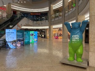 PM_SAA_Ausstellung Global Goals Berlin.jpg