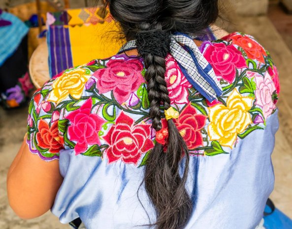 Mexiko_Traditional look of indigenous mexican@Photosimo_deposit_3902 x 3066_klein.jpg