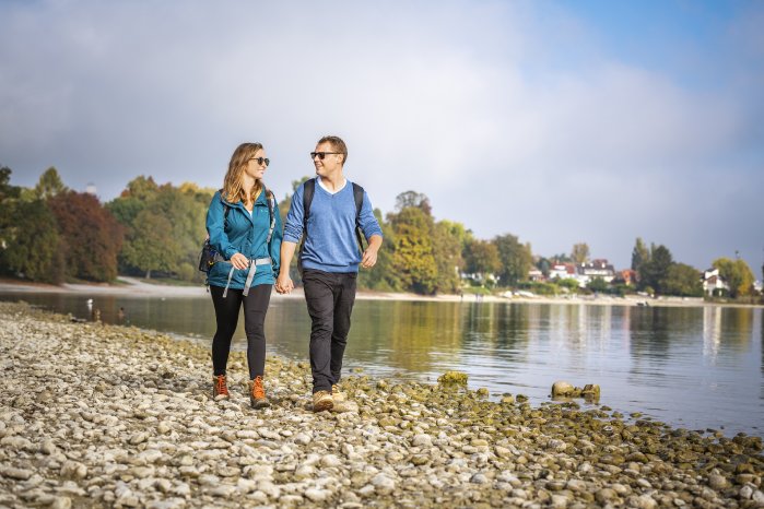 Konstanz-Bodensee-Ausflug-Spaziergang-Wandern-Seeufer-Strand-01_Herbst_Copyright_MTK-Dagmar.jpg