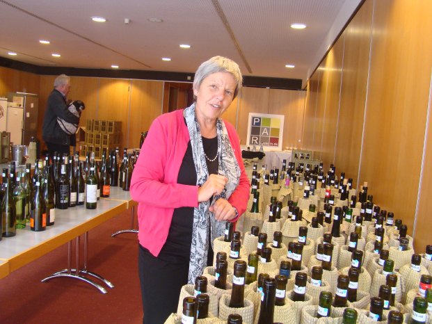 Das war in diesem Jahr in Ulm - Über 1000 Weine, das war Rekord, hat Gisela Wüstinger den E.jpg