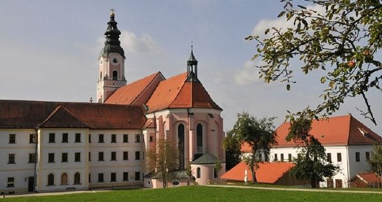 42f3a51448a72cdd04c09843dfeb356c