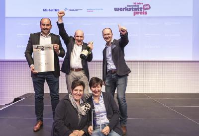 Das Team vom Autohaus Niedermeyer freut sich über den 1. Platz, (Foto: Stefan Bausewein)