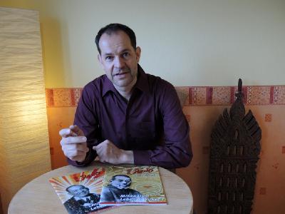 Reiki Lehrer Oliver Drewes stellt sich den "11 Fragen" des Reiki-Magazins.