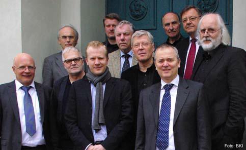 Zufriedene Gesichter bei der BKI-Gesellschafter-versammlung Ende April 2012 in Hannover: Vertreter der BKI Gesellschafter und Geschäftsführung