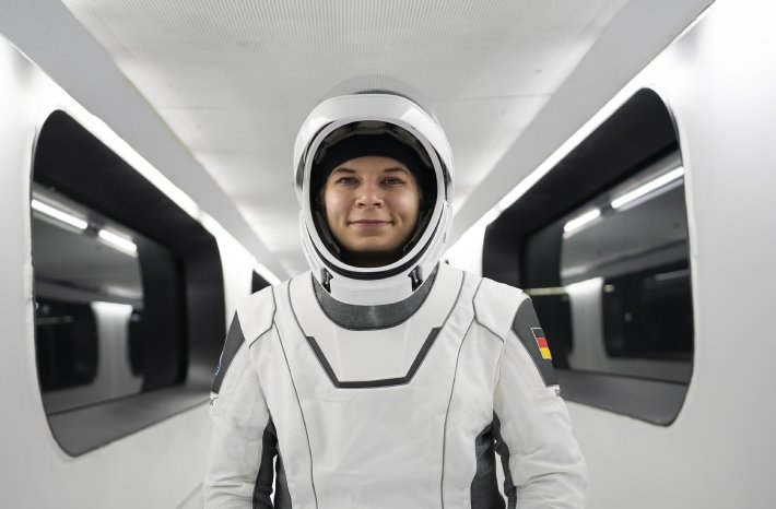 02 (c) SpaceX.jpg