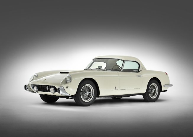 PhilippArchitekten_AnnaPhilipp_CollectibleArchitecture_1958 250 GT Cab IMAGES COURTESY OF BONHAM.jpg