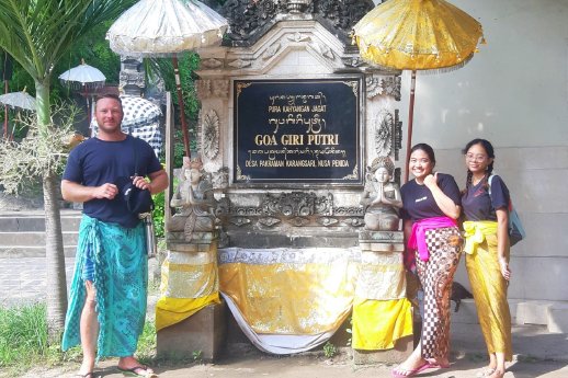 GET-Sprachreisen-GAP-Volunteering-Bali-Freiwilligenarbeit-Ausflug.jpeg