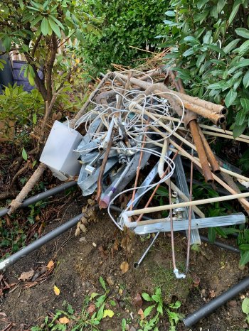 Schrottabholung in Moers – Bequemer Kontakt per WhatsApp oder E-Mail.jpg