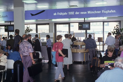 1992-05-17 Flughafen München-Riem Umzug C-17-05-1992-II-188 © Jürgen Naglik.tif