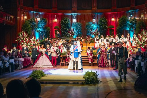 Festball beim Fürsten Rákóczi(c) Bayer. Staatsbad Bad Kissingen GmbH_Benjamin Kiesel-2202.jpg