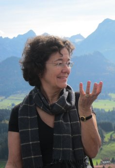 Liz Ingram Bergkulisse.jpg