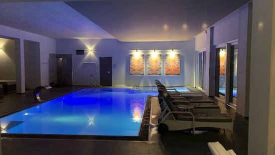 Pool Wellnesshotel in Bayern.JPG