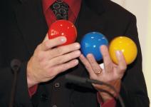 Business-Jonglage-3-Baelle