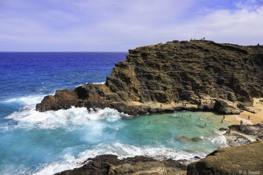 HalonaBeach_Cove_Oahu_c_Sina_Soyez.jpg