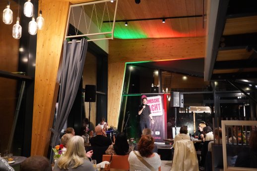 Florian Simbeck im Kliff (c) NHC.JPG