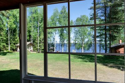 Schöne Aussichten - das Wasser immer im Blick bei Ihrem Finnland-Ferienhaus von www.fintouring24.com