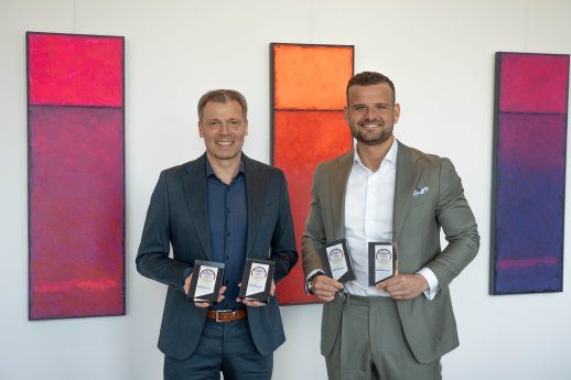 Dirk Botzem und Alex~ka Bausparkasse.jpg