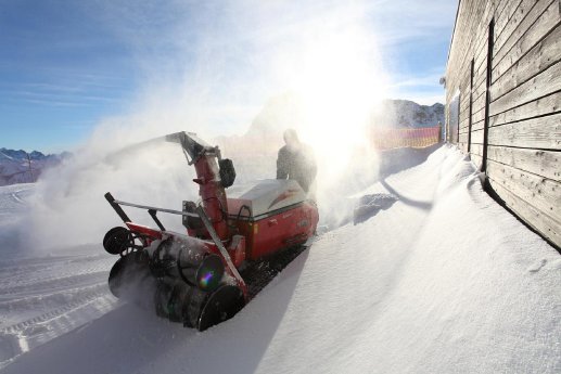 Schneefraese_Kanzelwandbahn.JPG