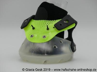 Gisela Gesk Der Floating Boot in Transparent Gelb.