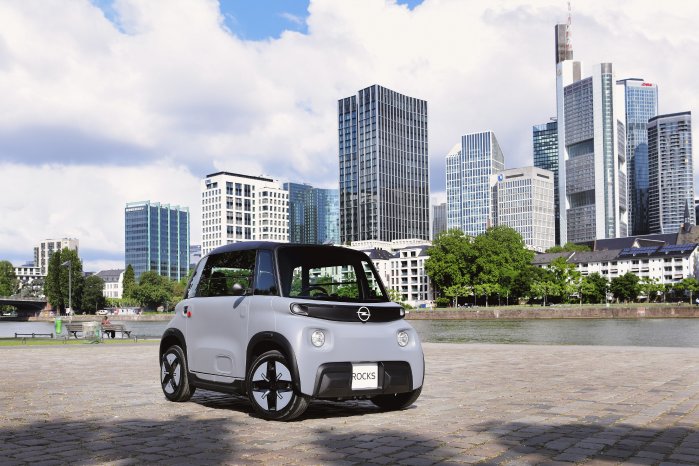 KlarmutigunverwechselbarNeuerOpelRocksabsofortbestellbar (6).jpg