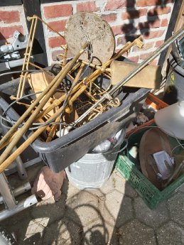 Unverzichtbarer Service - Schrotthändler Dormagen.jpg