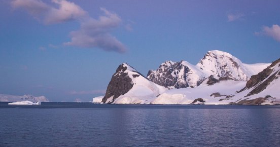 Intrepid Travel-Peregrine Adventures-Antarctica_Gerlache Straight_078-6.jpg
