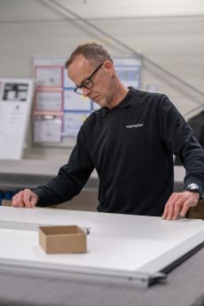 4_Fertigung bei raumplus (2).jpg