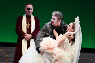 Dreigroschenoper Auswahl ©Sabina Sabovic ; Frank Lienert Mondanelli, Oliver Firit, Stella Goritzki