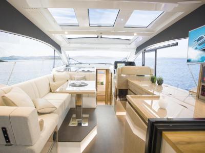 Die Polstermacher liefern für See Yachten handwerklich und materiell hochwertigste Ausstattungen / FOTO HANSE Group
