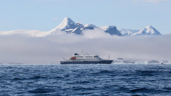 Hondius, Antarctica © Marcel Paul - Oceanwide Expeditions.jpeg_Marcel Paul.jpeg