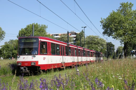 Stadtbahnwagen B80.JPG