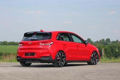 Barracuda Tzunamee EVO am Hot Hatch-Shooting Star Hyundai i30 N