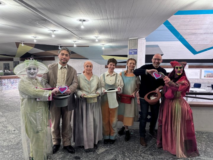 3.325,50 Euro Spenden bei „Hänsel und Gretel“ für Hänsel+Gretel“