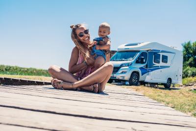 RENT AND TRAVEL bietet an rund 160 Mietstationen deutschlandweit mehr als 1900 neuwertige Fahrzeuge z.B. von KNAUS an – ideal für Kurzentschlossene und Spontanurlauber / Fotos: Knaus Tabbert GmbH