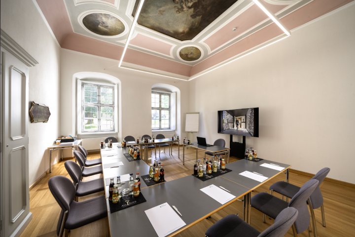 Das Antoniuszimmer von Kloster Irsee: Vom Leitungsbüro zum Tagungsraum
