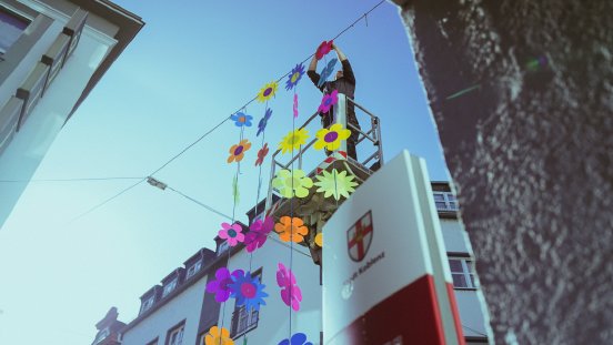 KoblenzStadtmarketing_Blumengirlande (4).jpg