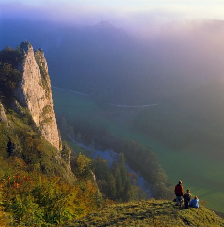 Donaubergland_Foto AB_Stiegelesfelsen_Donautal_klein.jpg