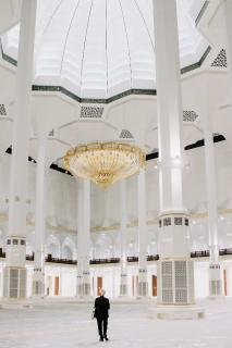Ein Minarett aus Deutschland: Drittgrößte Moschee der Welt in Algier öffnet erstmals ihre Türen für das erste öffentliche Freitagsgebet
