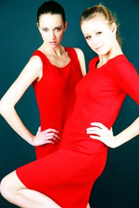 Tessa Kleid und Vanessa Kleid in Rot.jpg